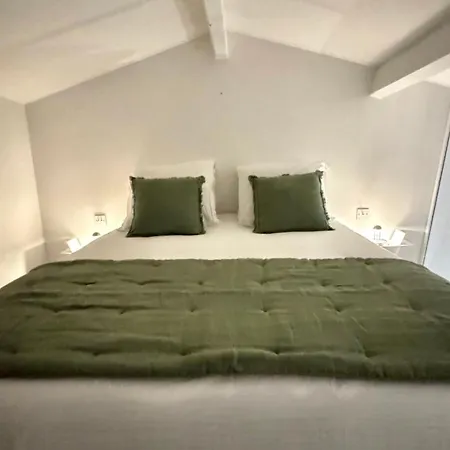 Port - Appt Cosy Pour 2 - A Pied * Grimaud